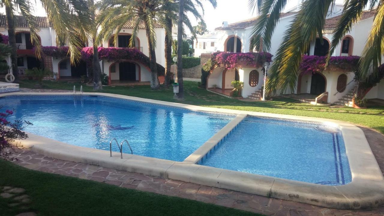 Residencial Cabanas Дения Екстериор снимка