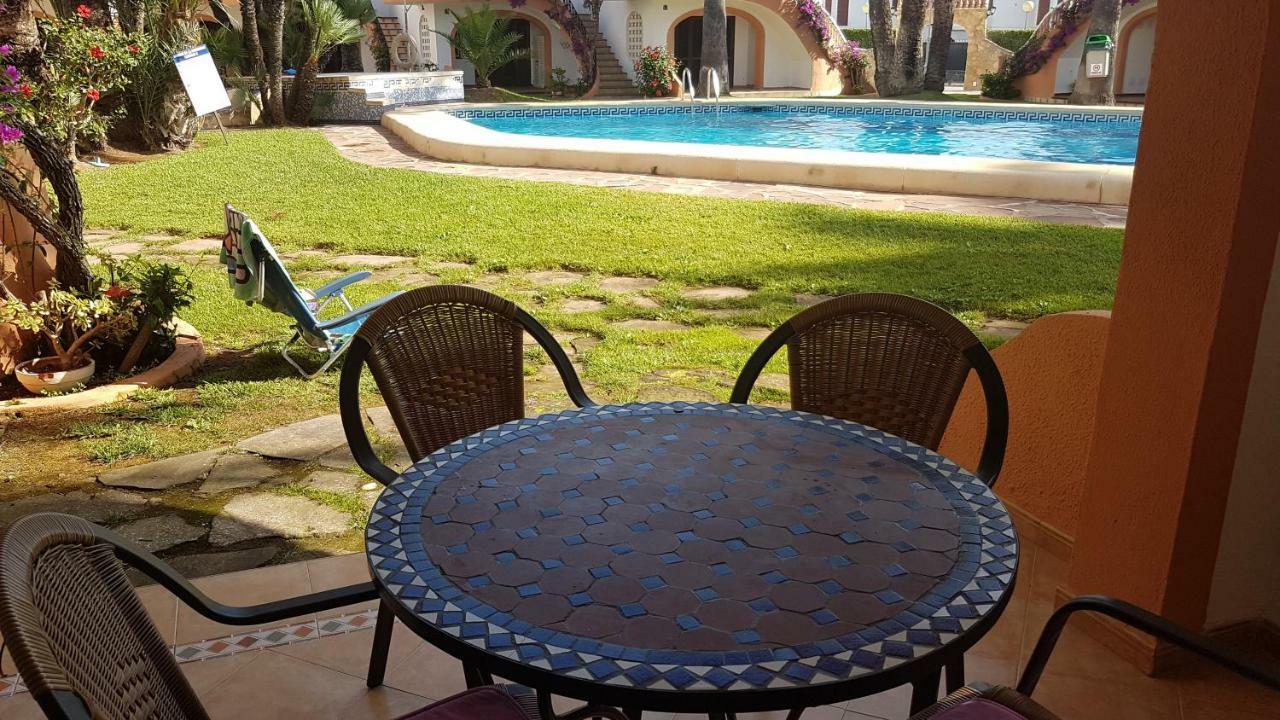 Residencial Cabanas Дения Екстериор снимка